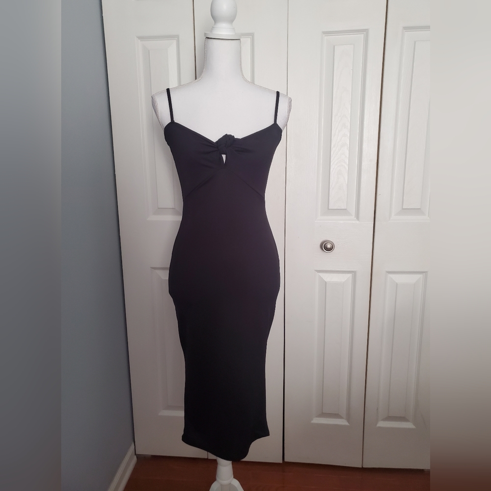 Boohoo Night midi black dress size 4